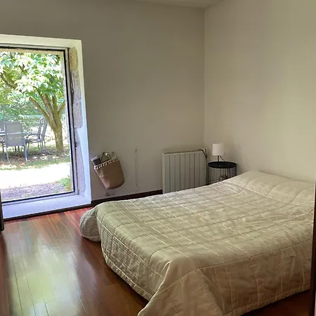 Paredes De Coura Villa *