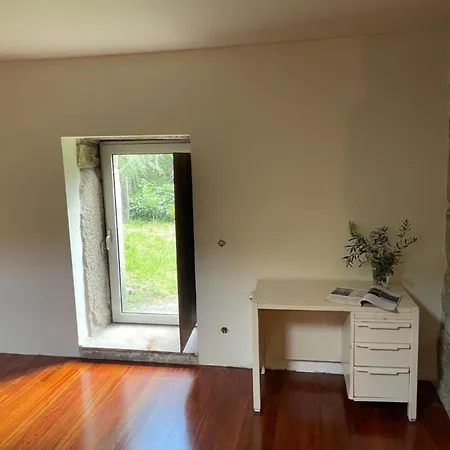 Paredes De Coura Villa *