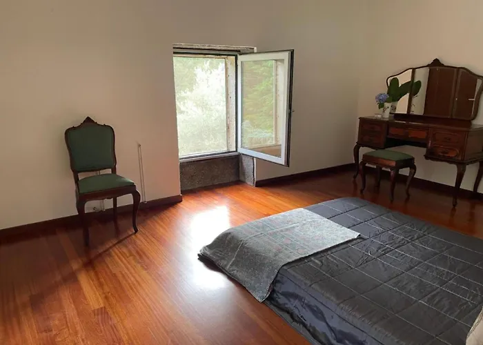 別荘 Paredes De Coura Villa *